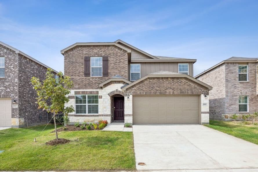 A new home in Cottonwood, Howe, Texas
